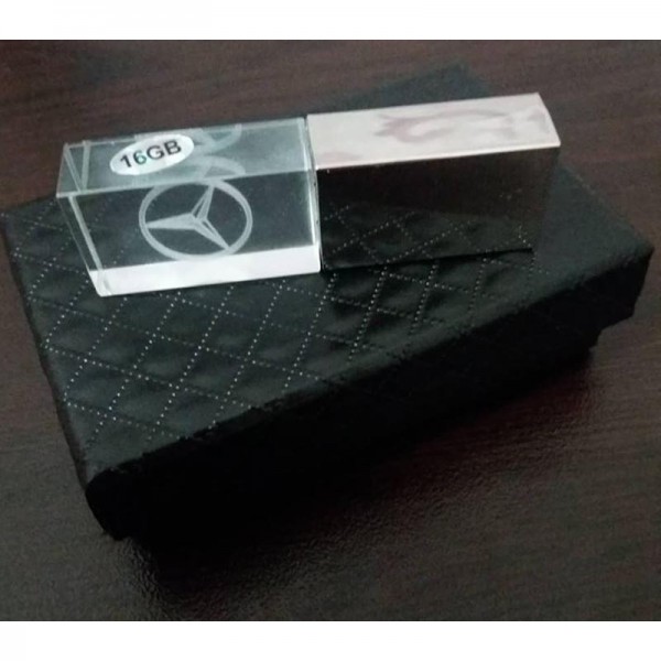 Флаш памет Mercedes cristal Флаш памет Mercedes cristal